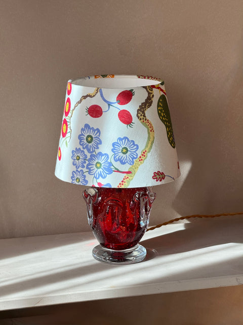 Red vintage table lamp