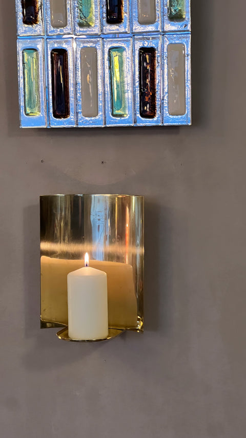 Vintage light shield