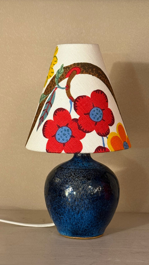 Petit blue lamp