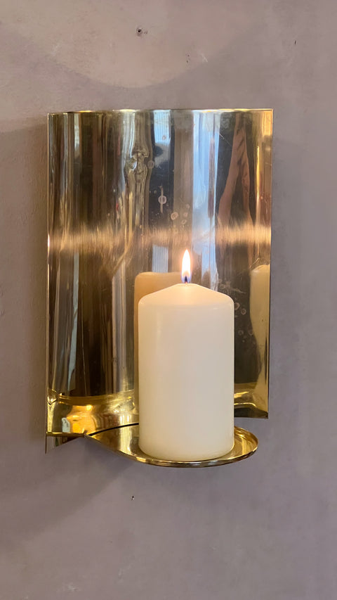 Vintage light shield