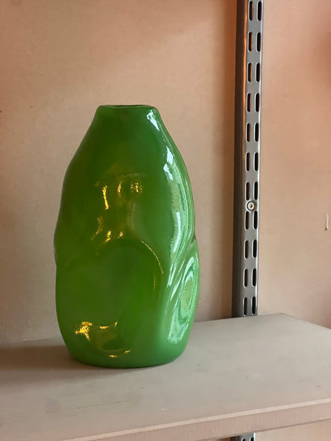 Green vase - Sigrid Rostad