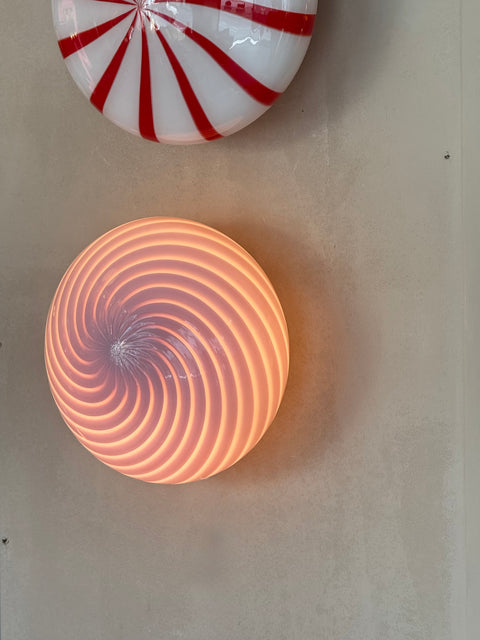 Pink wall / ceiling lamp