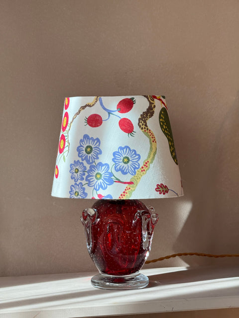 Red vintage table lamp