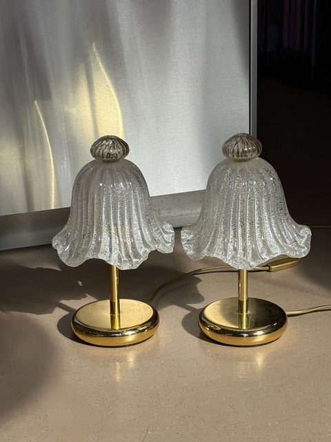 Table lamp
