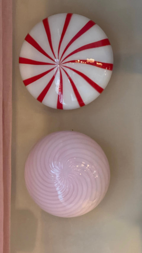 Pink wall / ceiling lamp