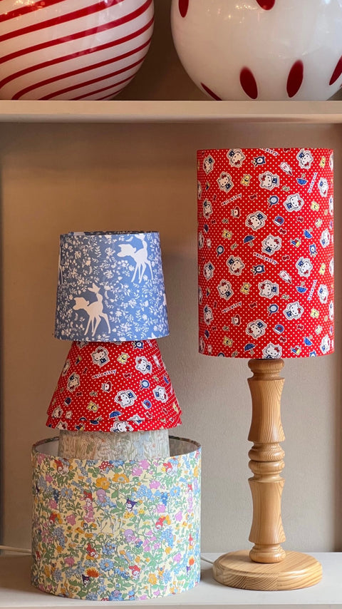 Table lampe - Hello Kitty lampshade