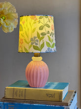 Load image into Gallery viewer, Vintage opal Murano table lamp
