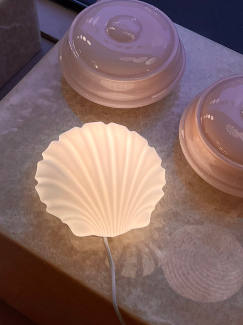 Vintage wall lamp - seashell