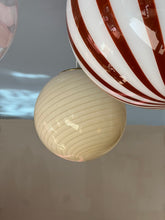 Load image into Gallery viewer, Murano ceiling lamp - cream D30
