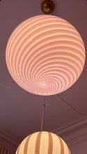 Load image into Gallery viewer, Murano ceiling light - pale pink D40
