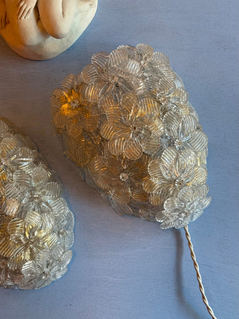 Flower wall sconce