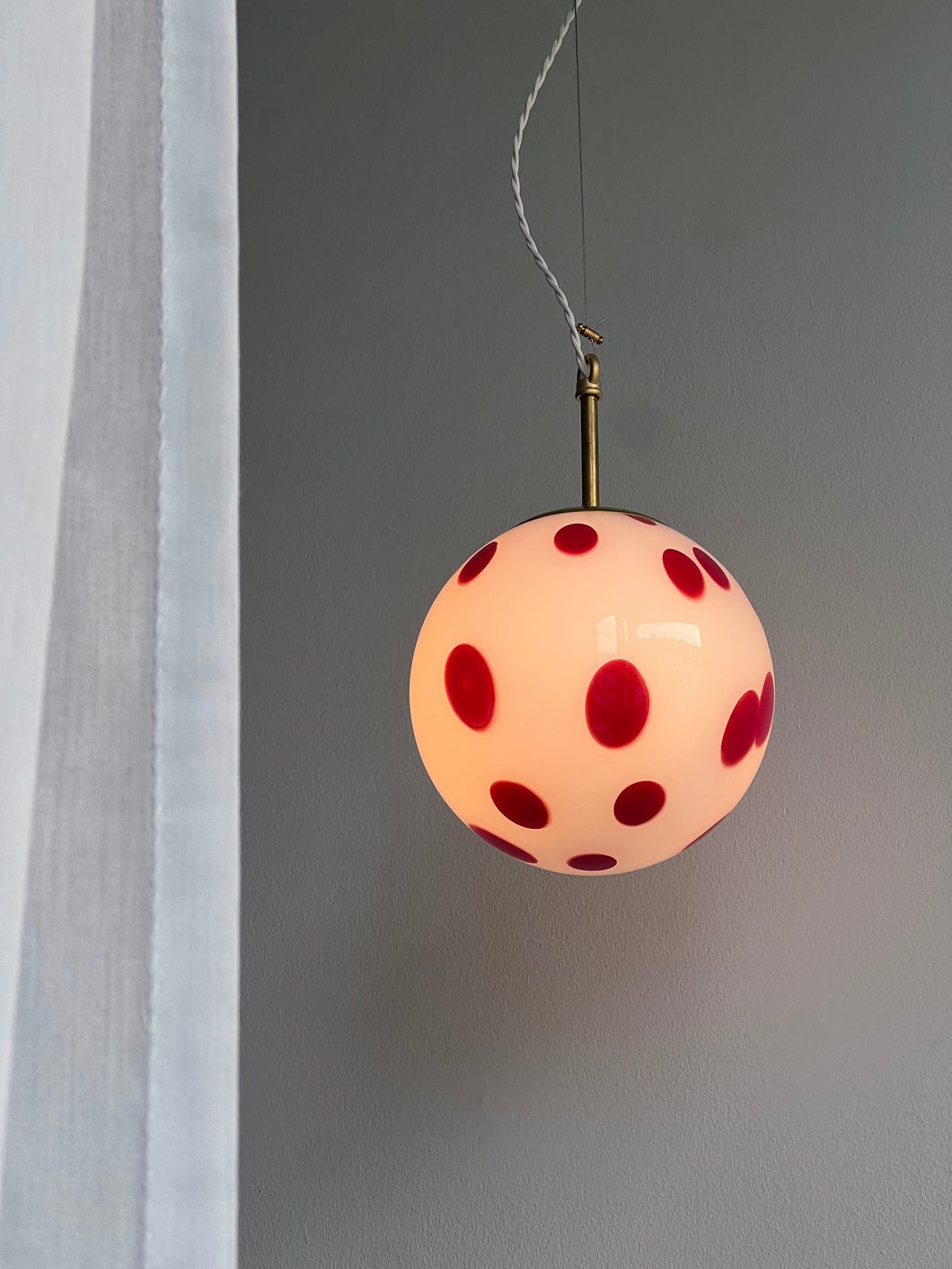 Murano ceiling light - White and red dotted D 20