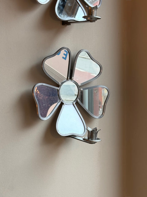 Wall candle holder